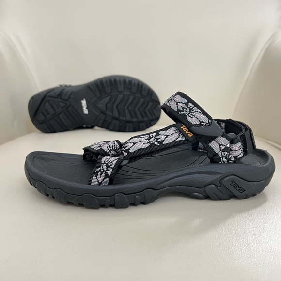 New Teva Hurricane 4 hazb hazel black women’s hiking walking outdoors  sandals - Picture 2 of 10